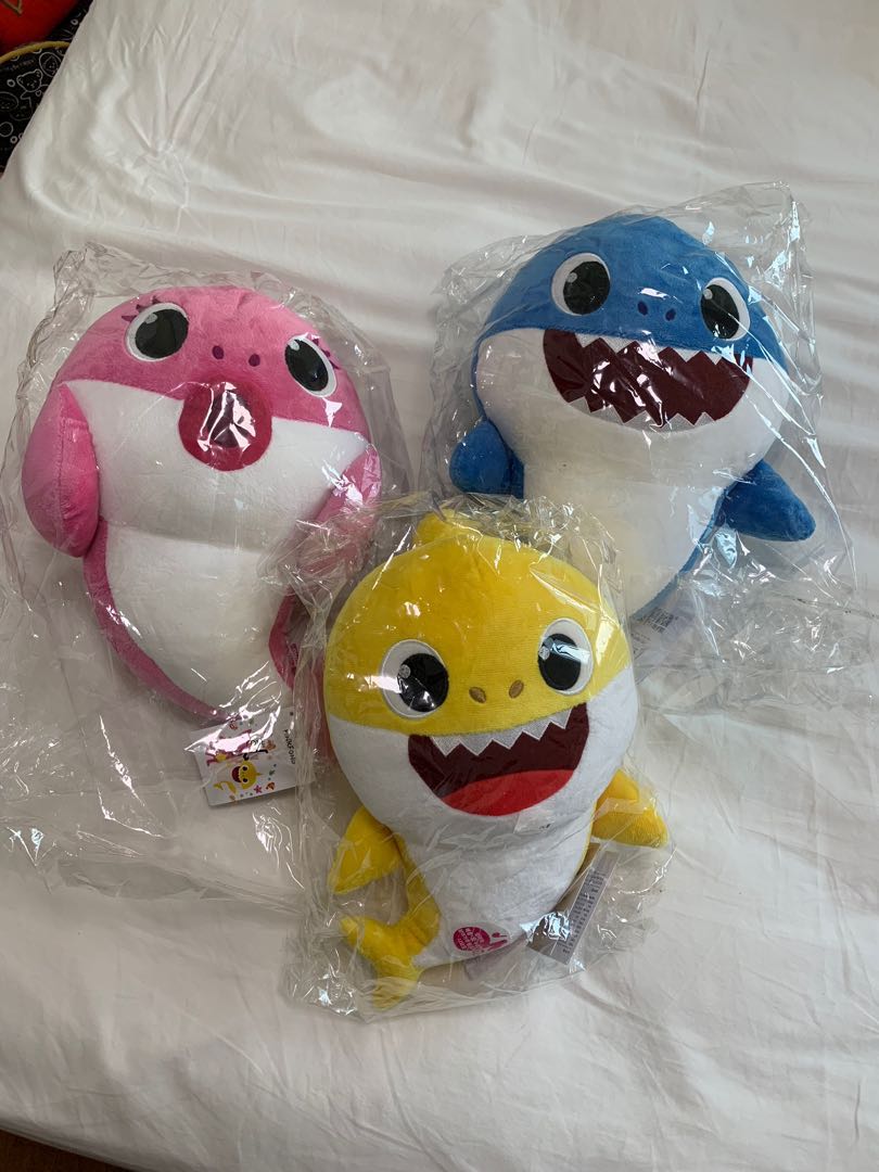 pink baby shark toy