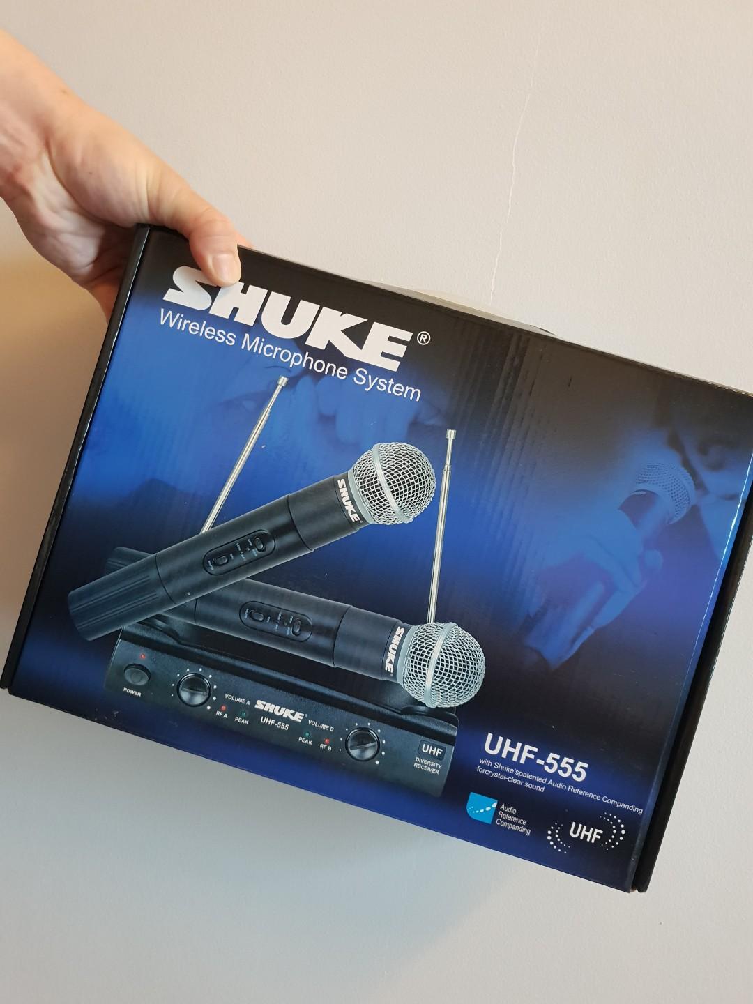 BNIB SHUKE WIRELESS MICROPHONE SYSTEM UHF-555, Audio, Microphones on  Carousell