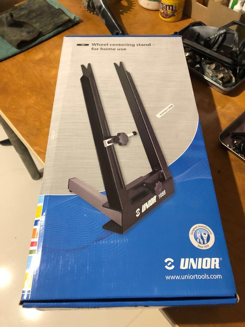 unior wheel truing stand