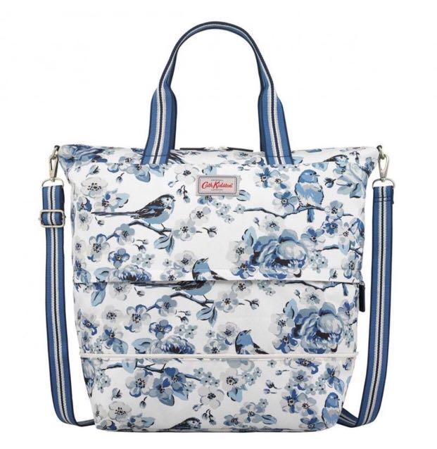 Cath Kidston Expandable Travel Bag Meadowfield Birds Cream Blue