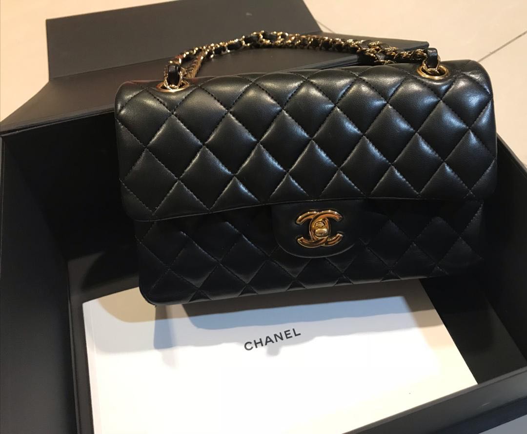 Chanel classic small flap black lambskin with ghw., Luxury, Bags & Wallets  on Carousell