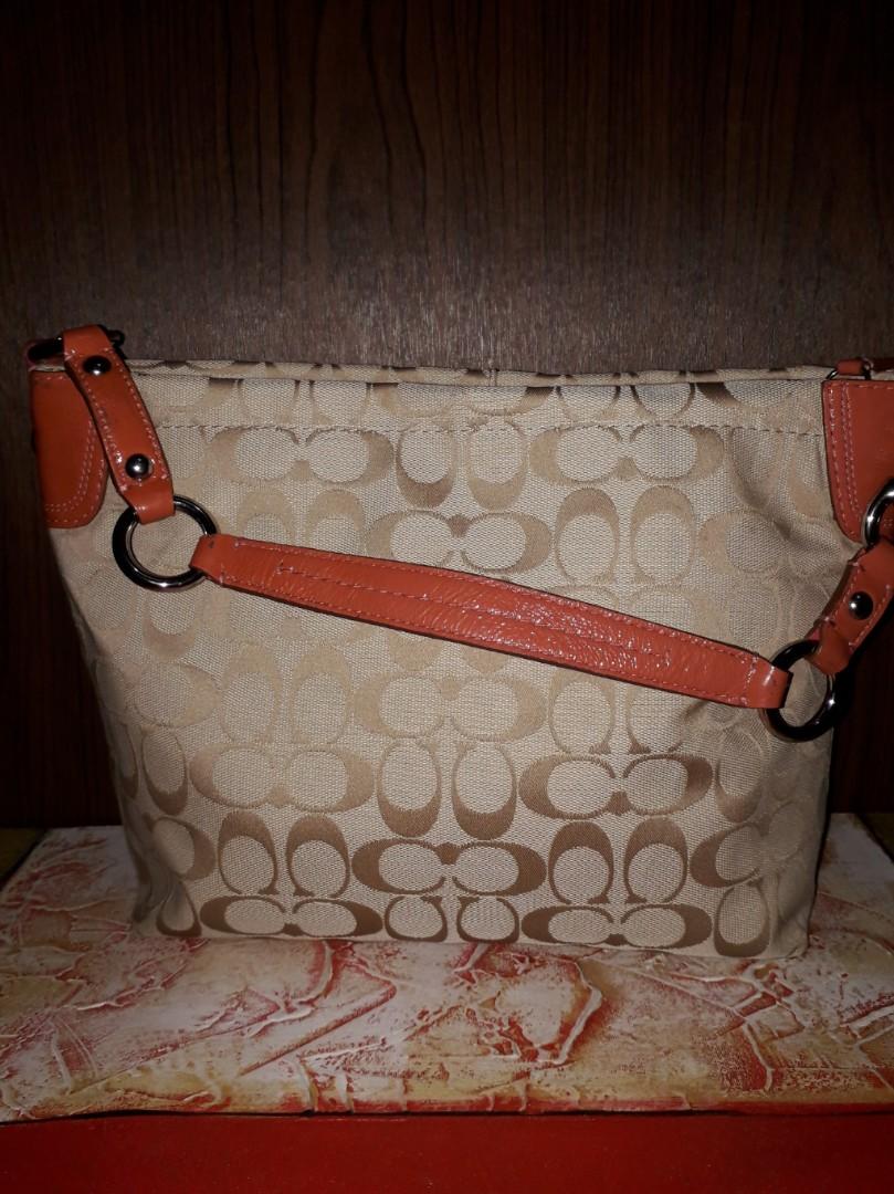 Coach bag pink color Preloved, Women's Fashion, Bags & Wallets, Cross