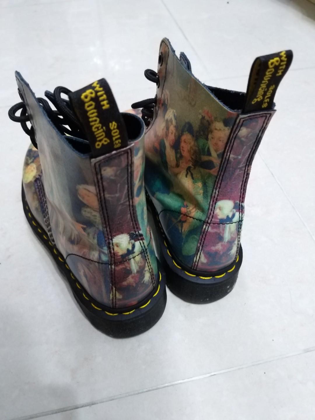 dr martens hogarth renaissance