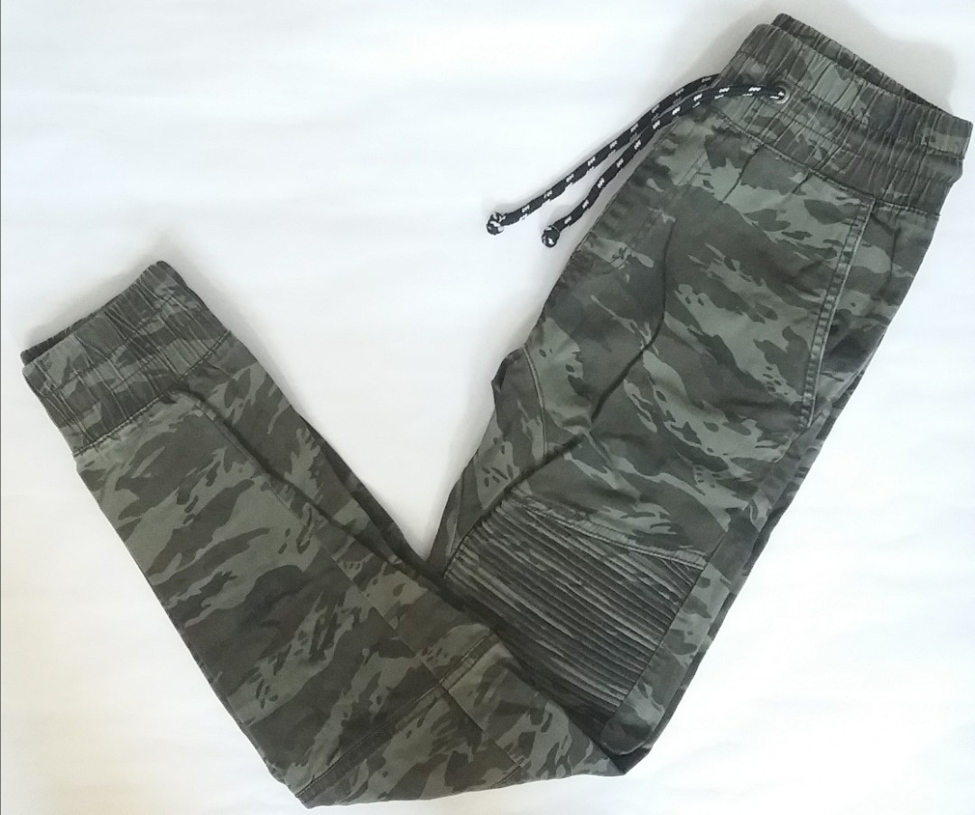 Factorie camo hotsell pants