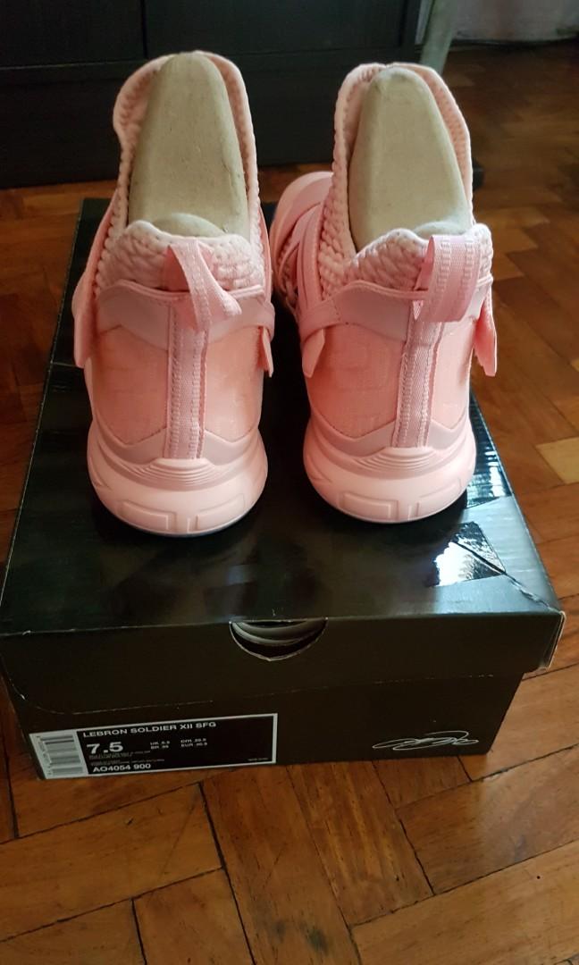 Lebron Soldier 12 Soft Pink Us Size 7.5 Nike Brand New, Men'S Fashion,  Footwear, Sneakers On Carousell