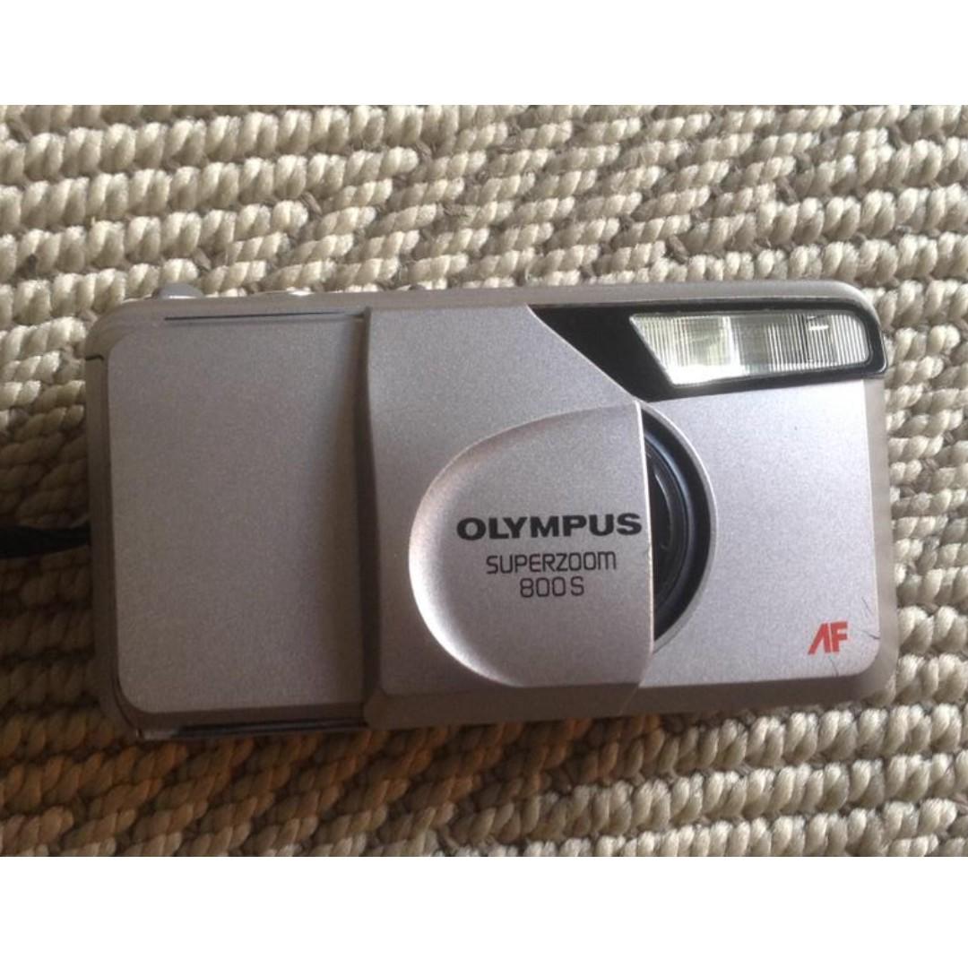 Olympus Superzoom 800S 35mm Film Camera, Photography, Cameras on Carousell