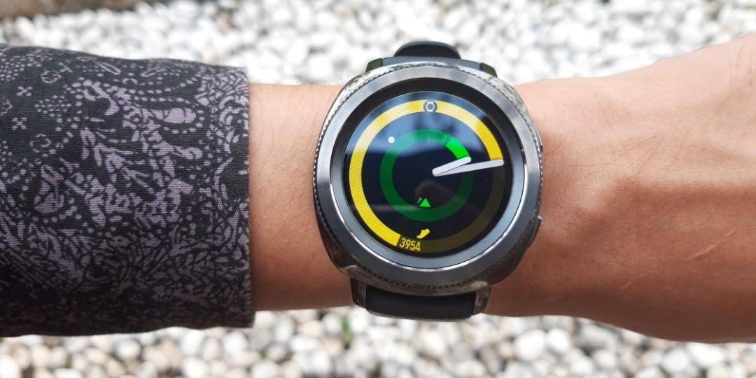 SAMSUNG GEAR SPORT BEKAS SEPERTI BARU