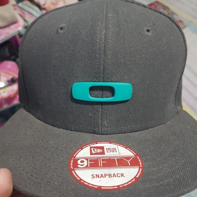 oakley new era