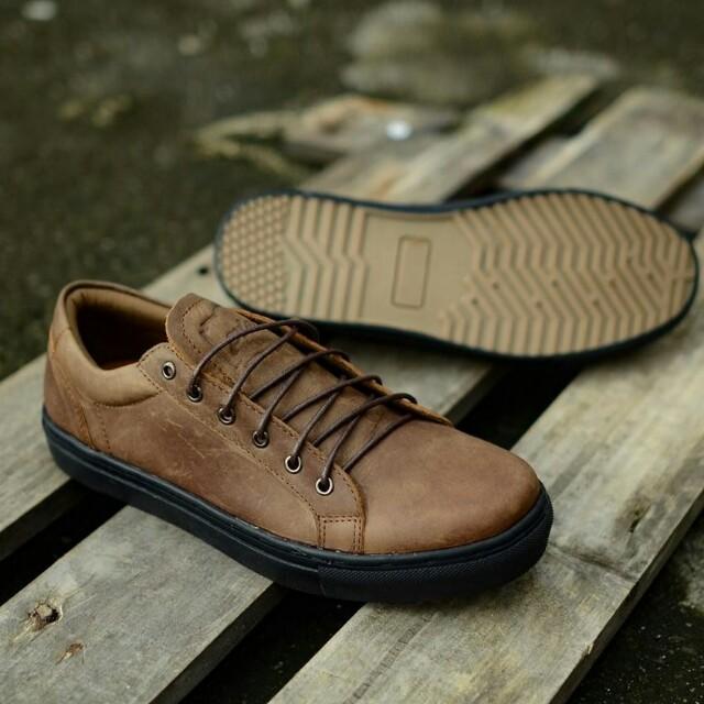 Sepatu Kulit Keren Fesyen Pria Sepatu Sepatu Boot Di Carousell
