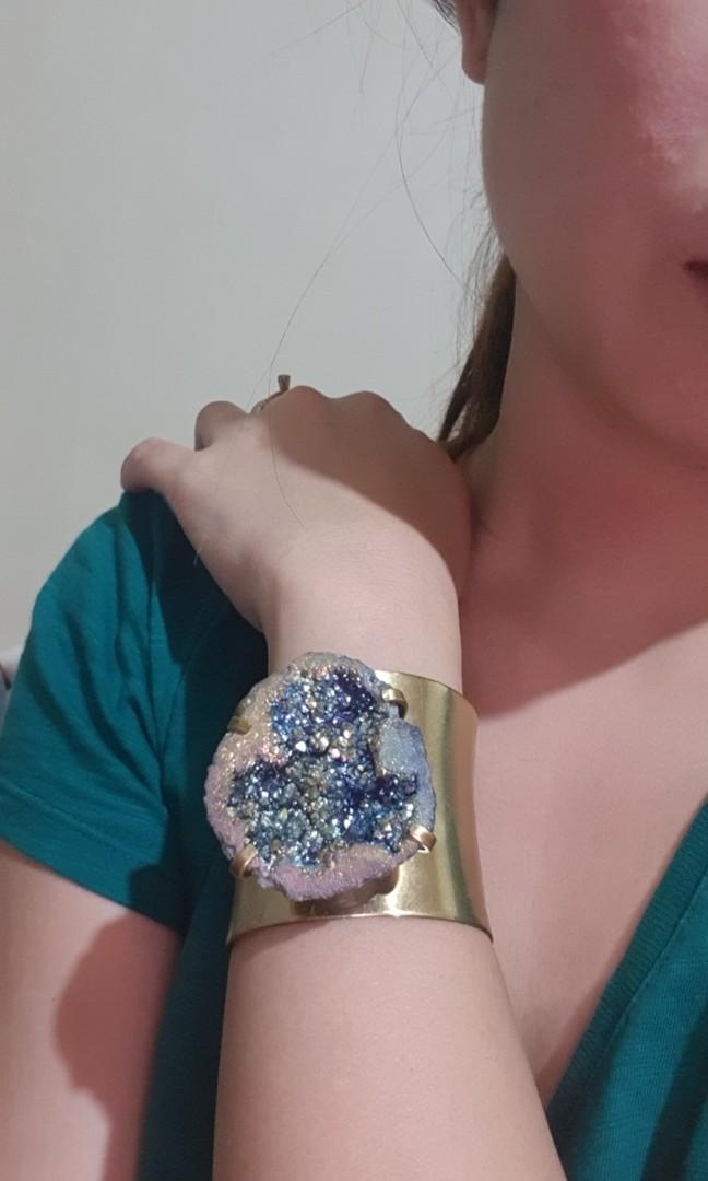 Stone Bangle (Category: Bracelets) located in Batangas. Submitted by choices.ph (Listing ID 200034830, Image 3). Description: .