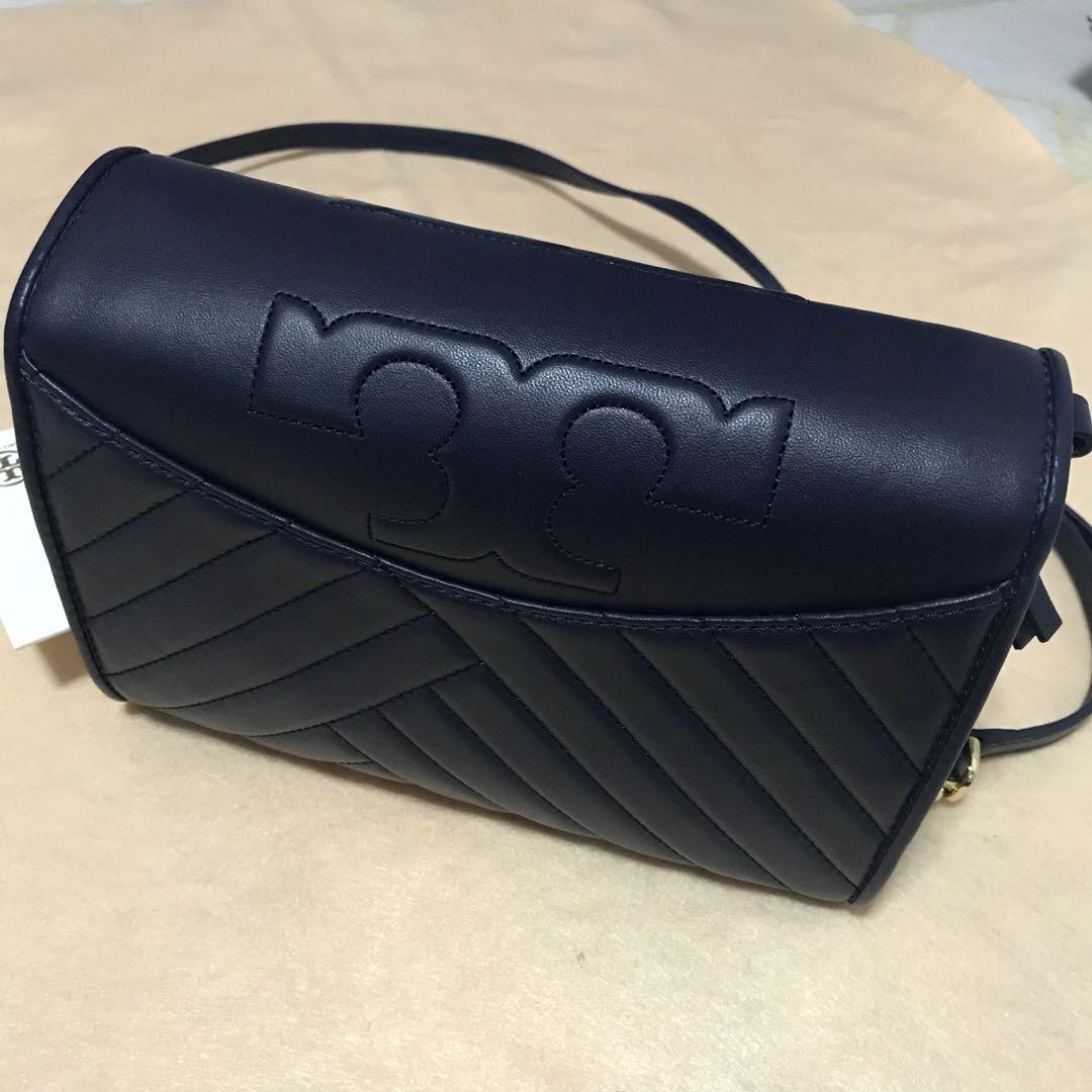 tory burch navy crossbody bag