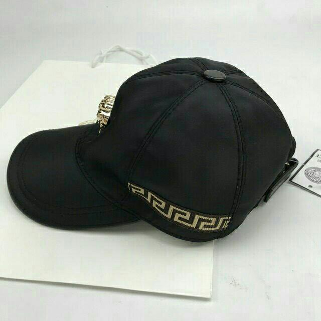 versace wave cap