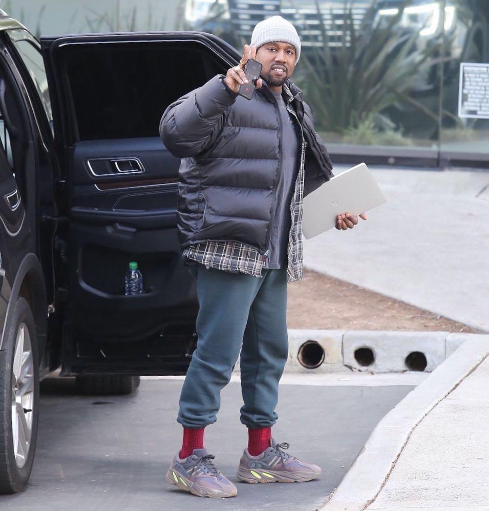 Mauve yeezy outfits on sale