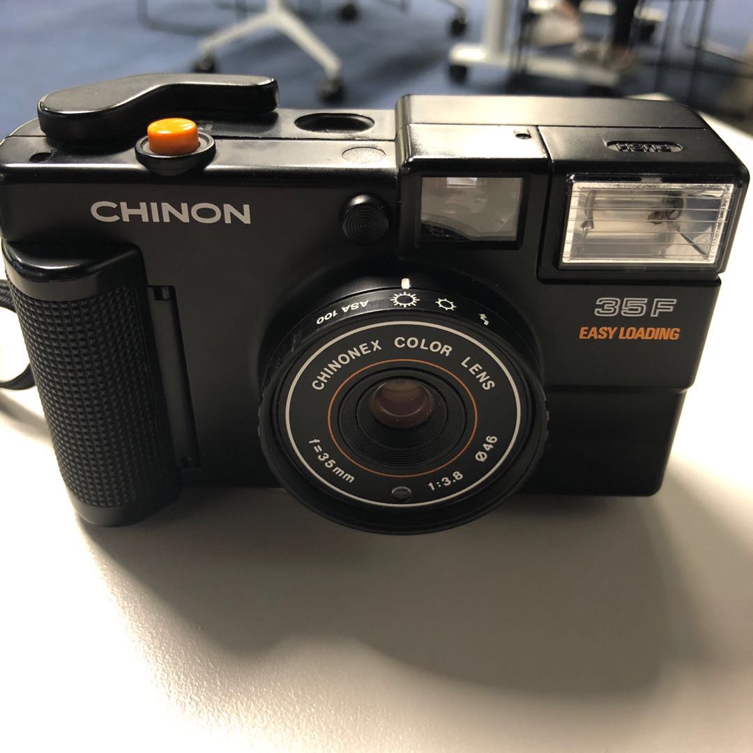 (1 LEFT) Chinon 35f Easy Loading Film Camera, Photography, Cameras on