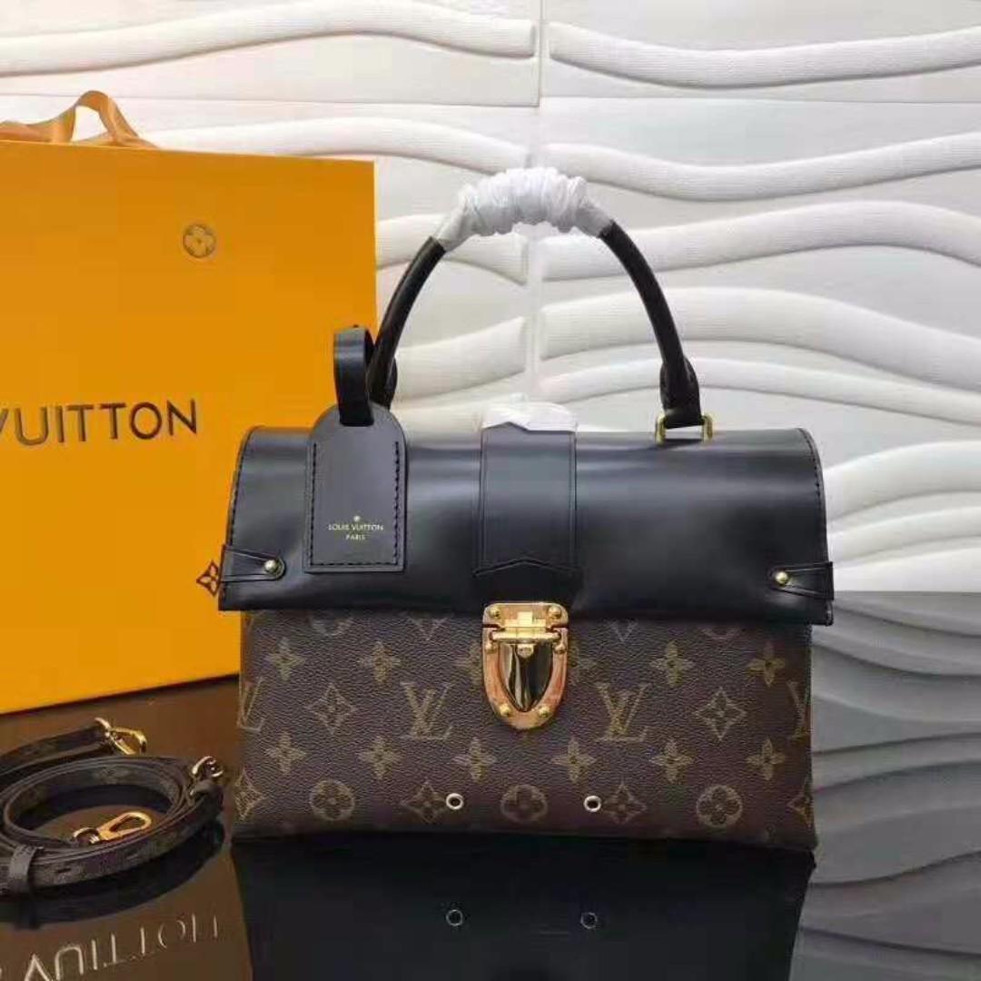 Louis Vuitton M43125 One Handle Flap Bag MM Monogram Replica