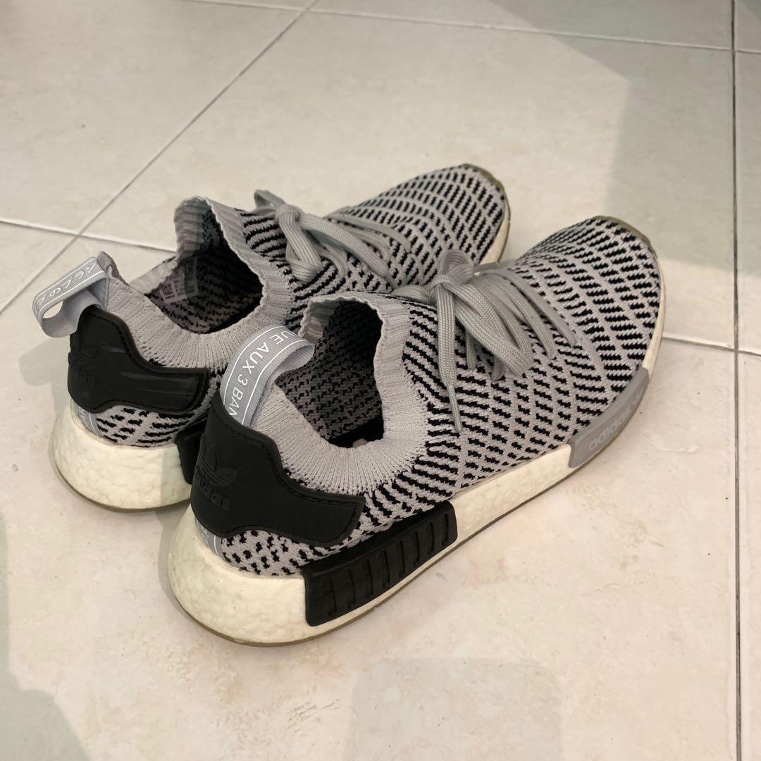 adidas Originals NMD R1 Stealth Primeknit Sneakers