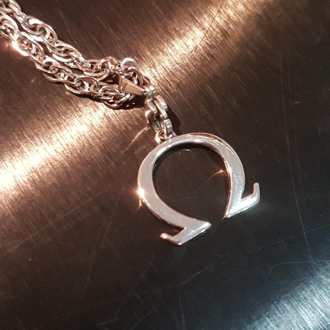 AUTIUM Silver Omega pendant necklace 