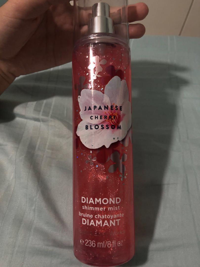 Bath & Body Works Japanese Cherry Blossom Diamond Shimmer Mist 146 ml