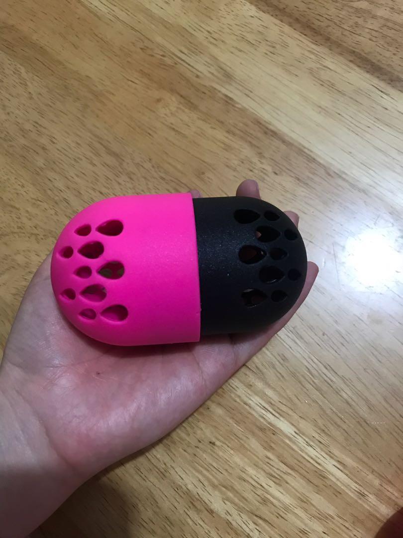 Beauty Blender Defender, Beauty & Personal Care, Face, Makeup on Carousell