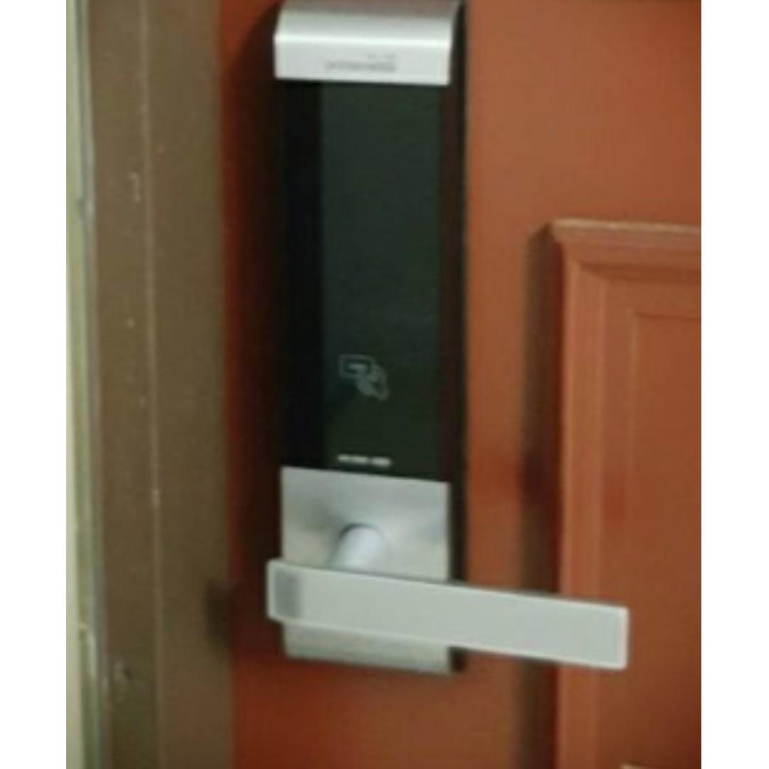 Cheapest Bnib Gateman Wv200 Door Lock 428 Nett Incl Lock Installation 30 Days Free Warranty English User Guide Free Rfid Pack Or 150 Nett For Install Only Electronics Others On Carousell