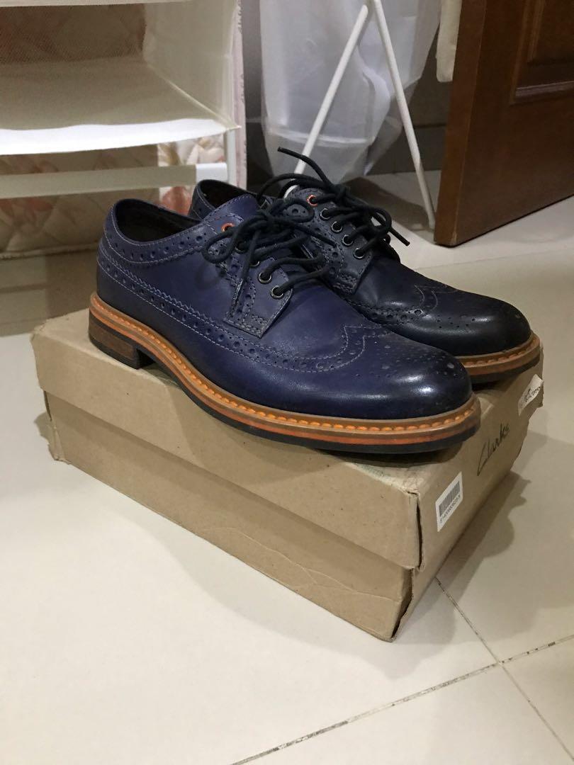clarks wingtip