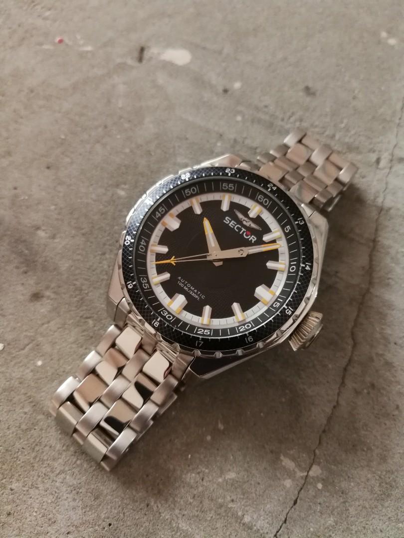 Sector 280 on sale automatic watch