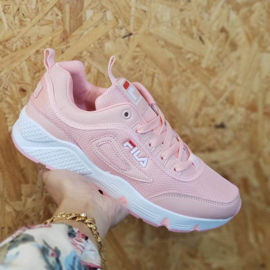 fila peach shoes