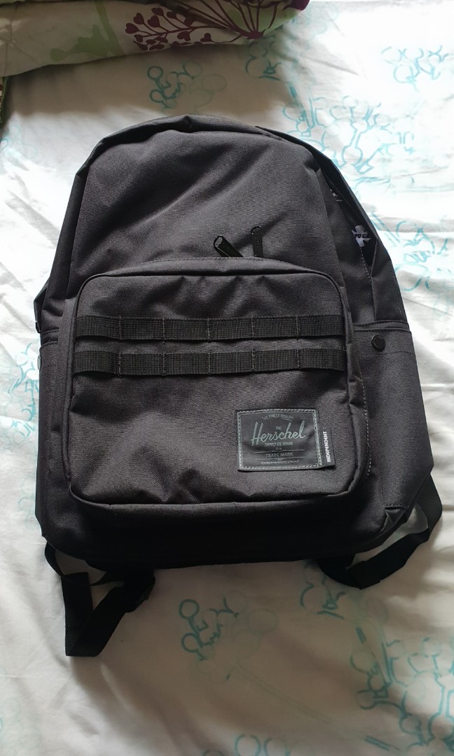 Herschel pop quiz independent shop