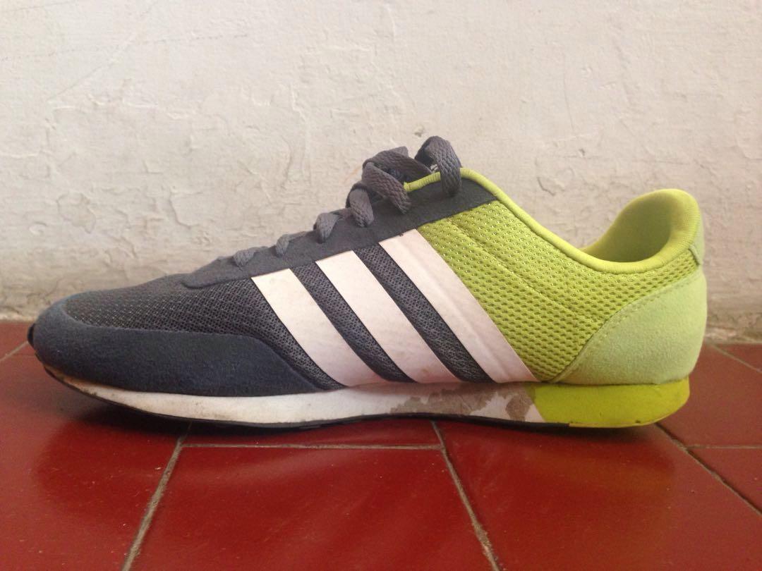 Harga sepatu adidas neo v deals racer