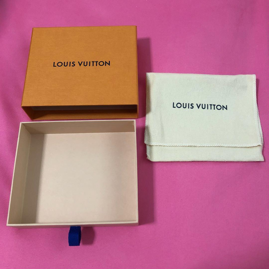 LV Wallet Box with Dust Bag, Luxury, Accessories on Carousell