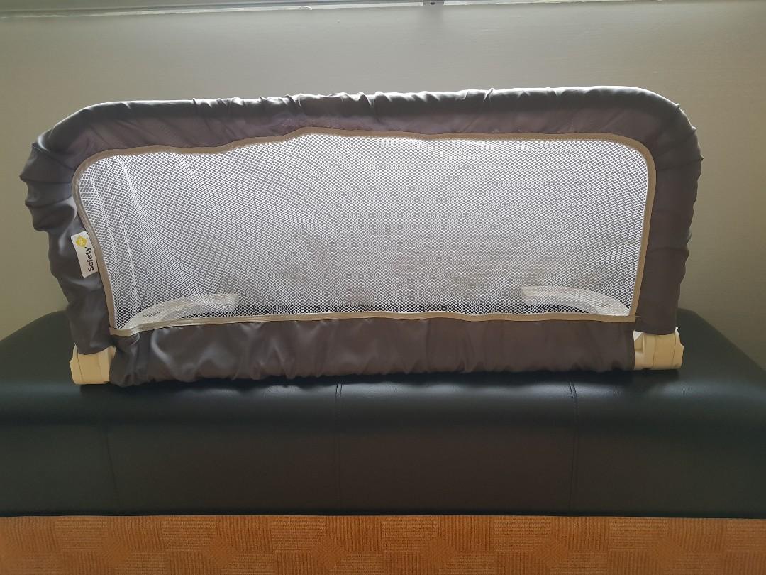 Safety Barrier (Baby 1st), Babies & Kids, Baby Nursery & Kids Furniture