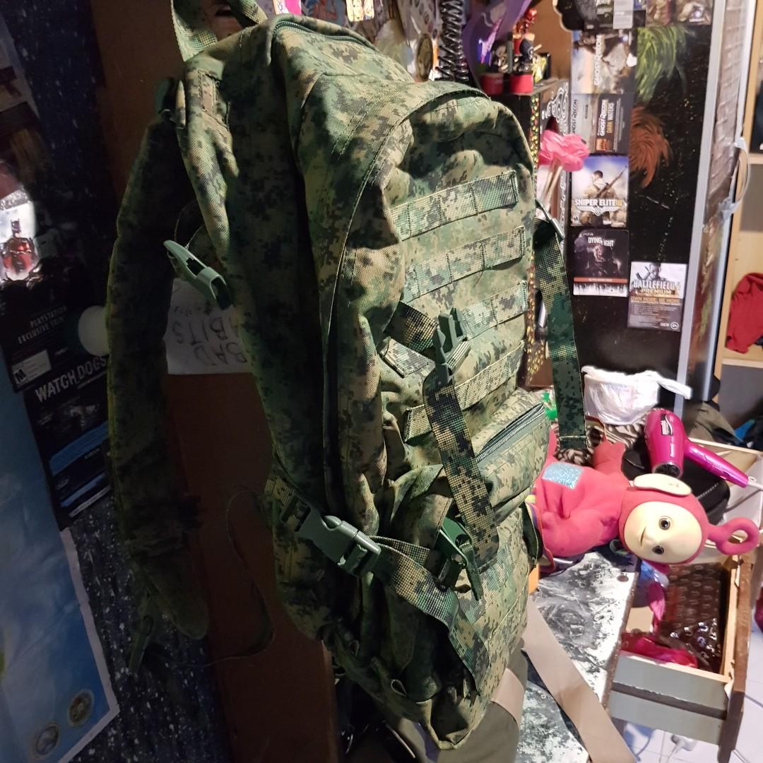 Singapore army bag, Men's Fashion, Bags, Backpacks on Carousell