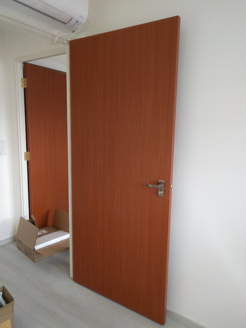 Toilet Door HDB BTO, Furniture & Home Living, Bathroom & Kitchen