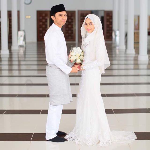 Inderaloka top wedding dress