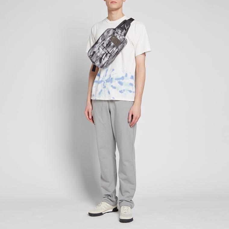 ADIDAS X UNDEFEATED RUNNING BAG Men s Fashion Activewear on