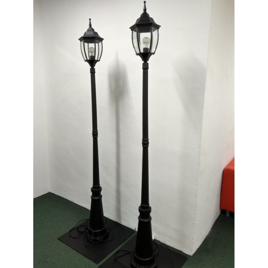 ANTIQUE STREET LAMPS FOR SALES, Everything Else on Carousell