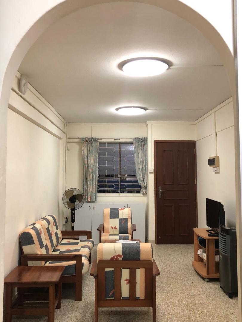 Blk 637, Ang Mo Kio Avenue 6, walk to Yio Chu Kang MRT, market, schools,  park, Property, Rentals, HDB on Carousell