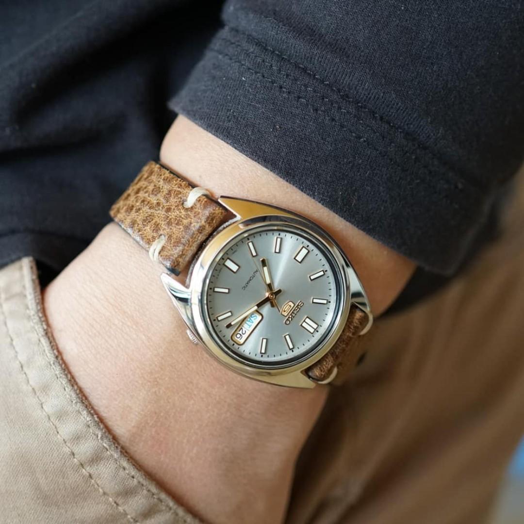 seiko datejust gold