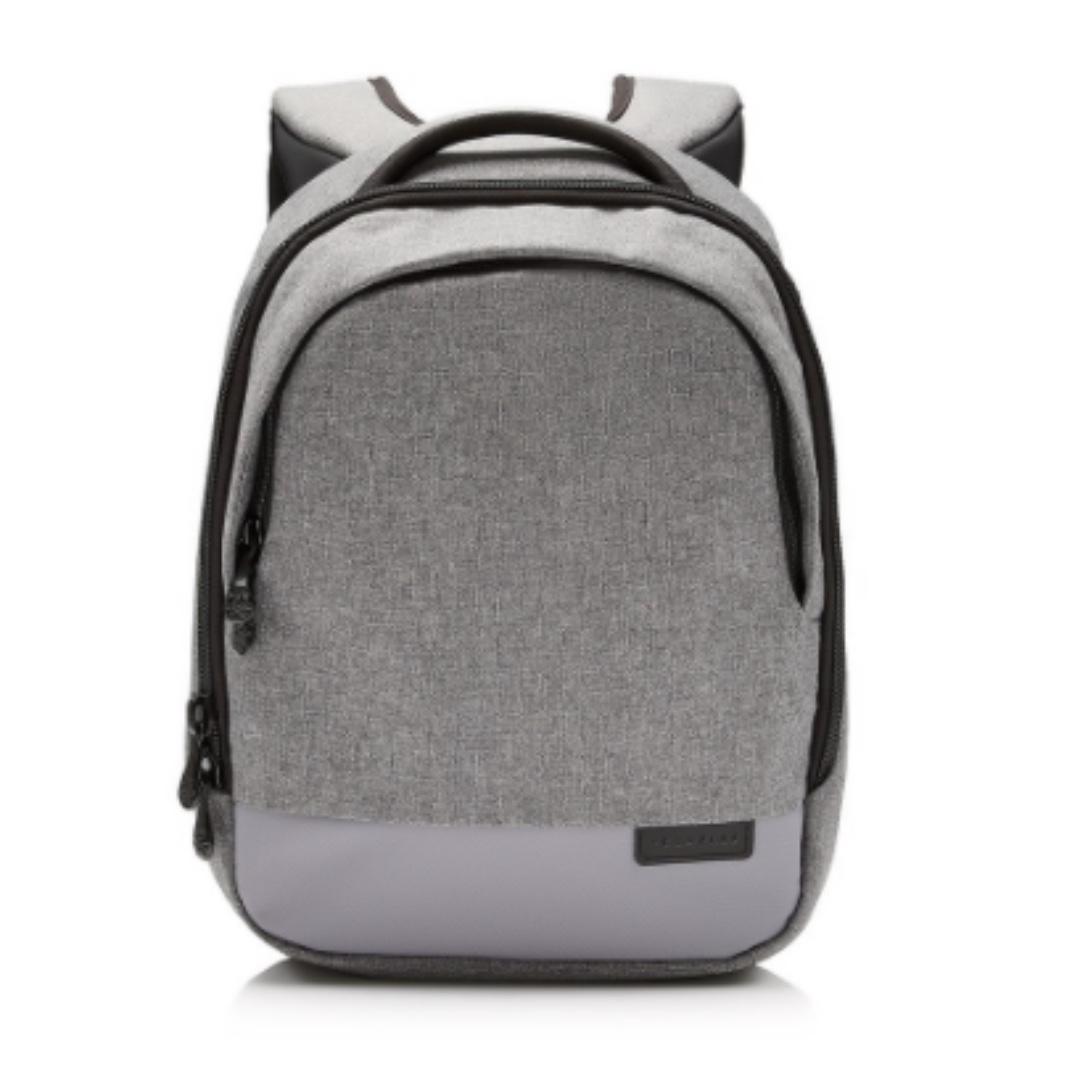 Crumpler mantra compact review shop