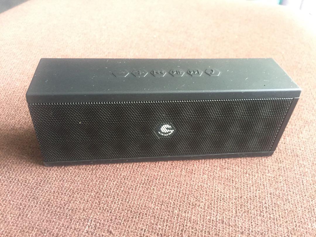 Ematic accessory kit hotsell with wireless speaker