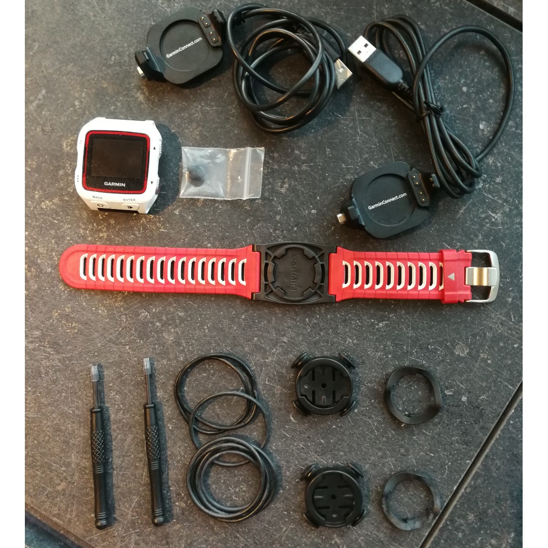 Garmin Forerunner 920XT Red White Strap Mobile Phones Gadgets