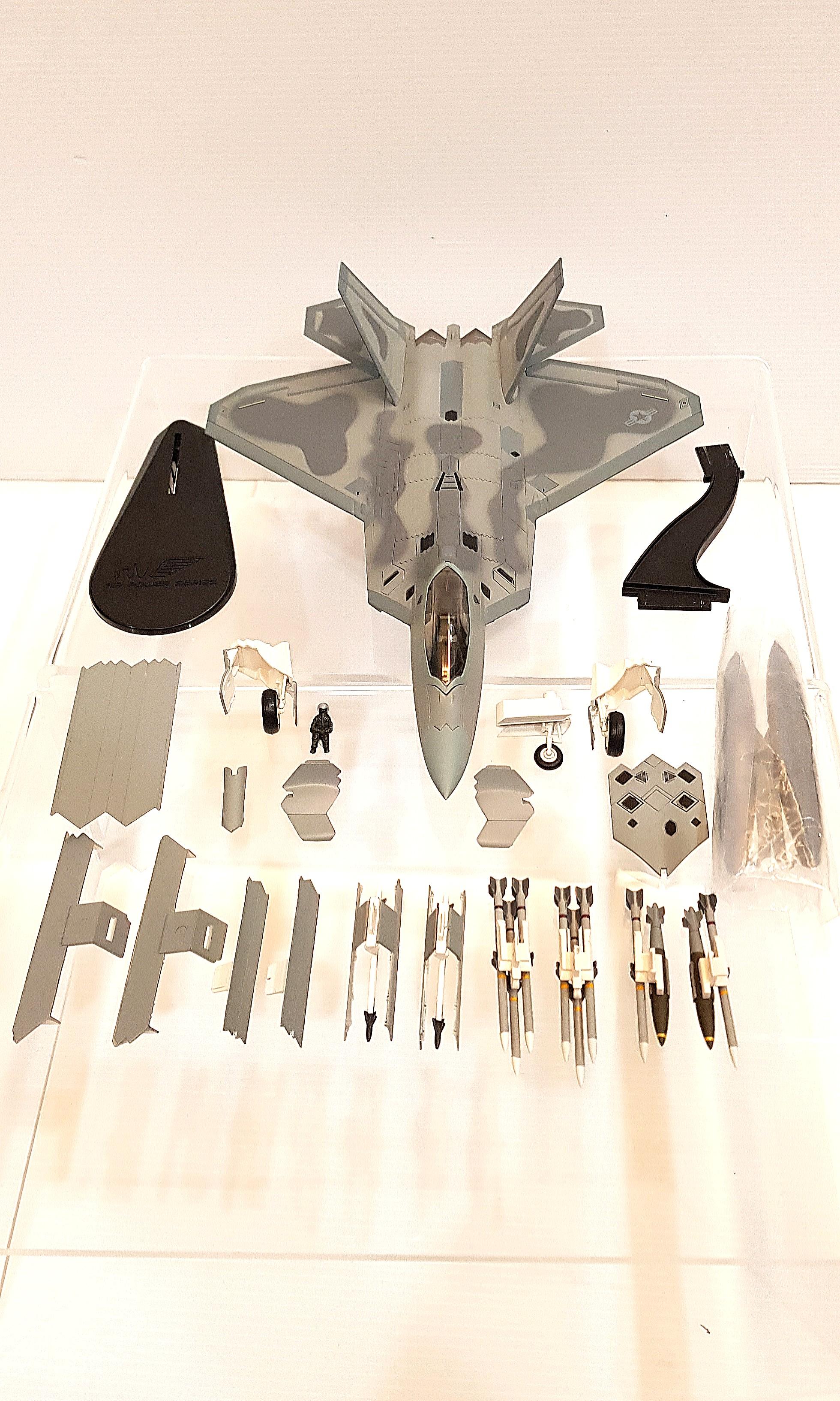 未使用品】HOBBYMASTER F-22A RAPTOR HA2825 Hobby Master HA2817 F-22