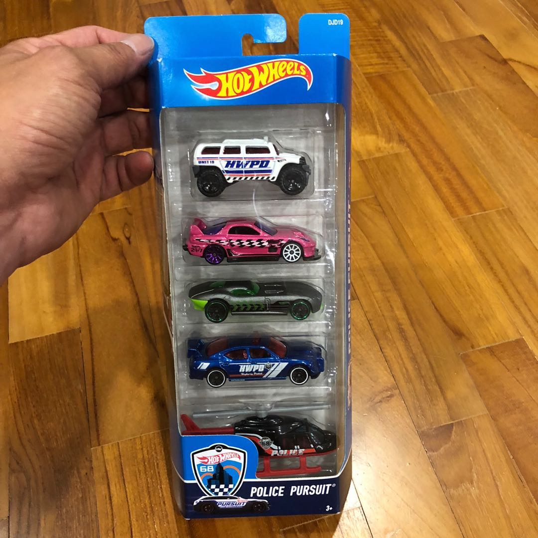 Hot wheels police pursuit 5 pack sales