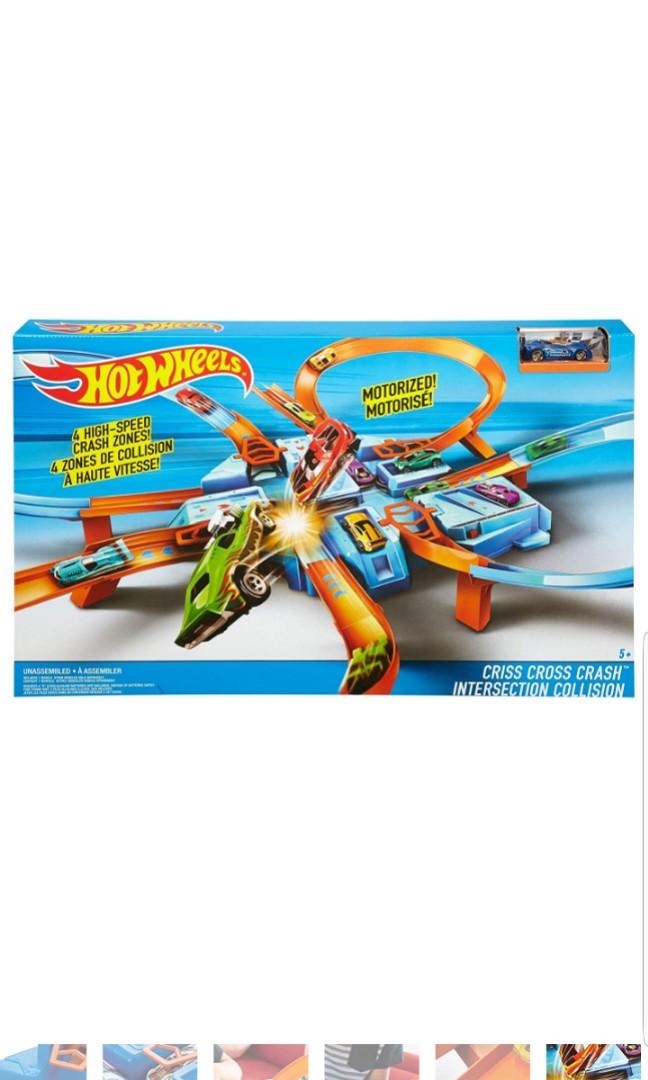 hot wheels intersection collision