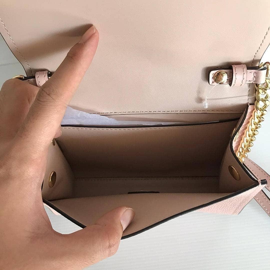 Mk hayes deals small clutch