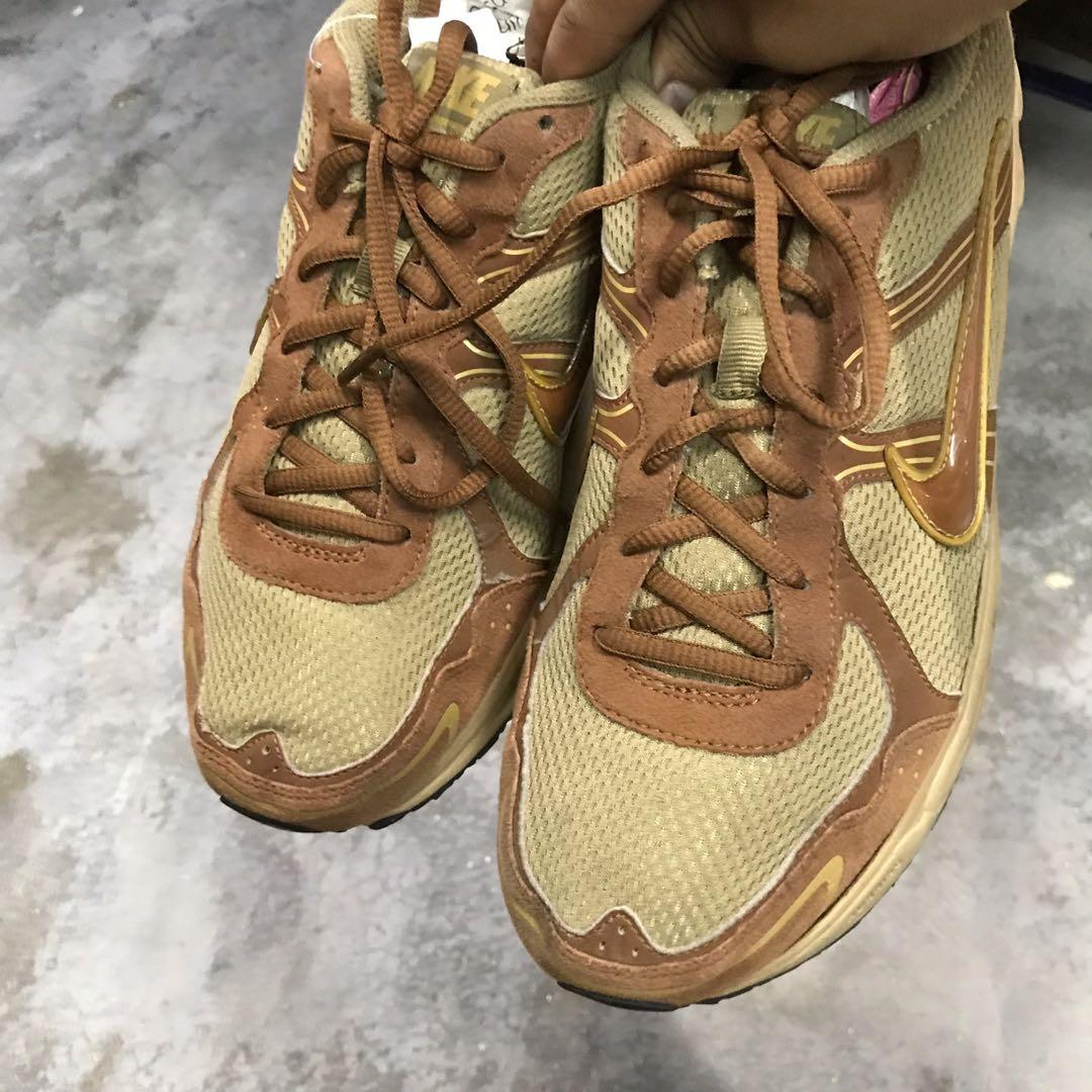 Nike Air Rakur II UK8, Men's Fashion, Footwear, Sneakers on Carousell