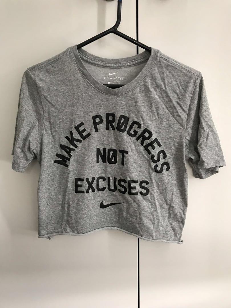 Nike size S crop, Fashion, on Carousell