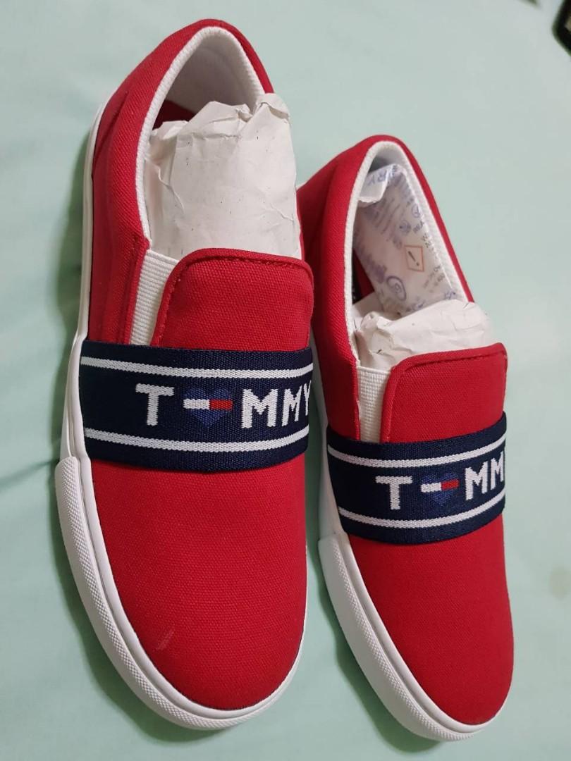 Tommy hilfiger women's lourena sale sneaker