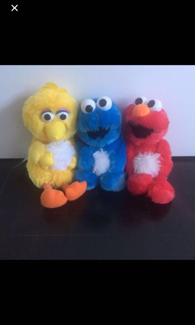 giant elmo stuffed animal