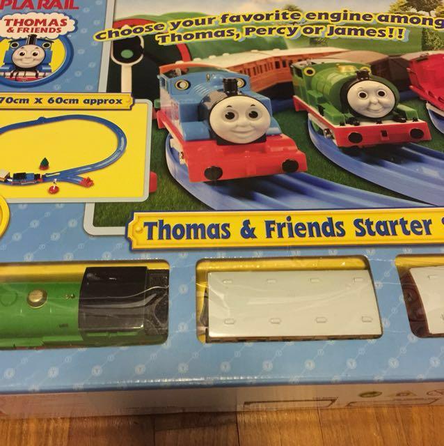 tomy thomas and friends train set